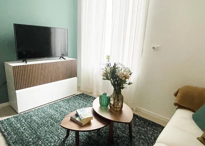 Cozy And Quiet Apartment In Isola District
